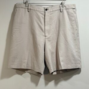 Chaps Men's Flat Front‎ Shorts in Light Beige